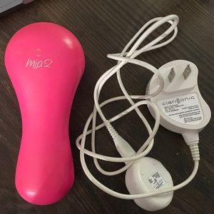 Hot Pink Clarisonic Mia 2